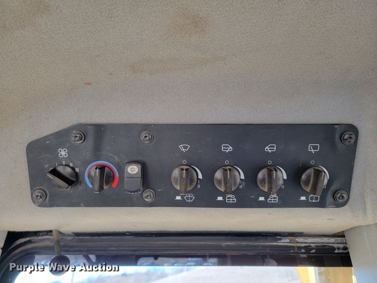 image for item LV9417 2009 Caterpillar D8T  dozer