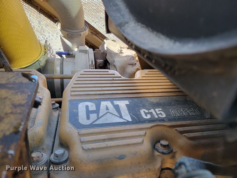 image for item LV9417 2009 Caterpillar D8T  dozer