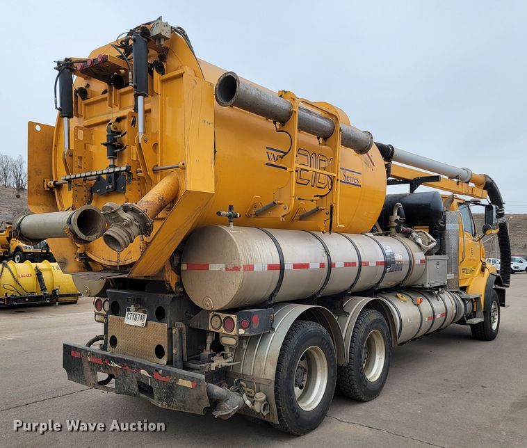 image for item LV9423 2008 Sterling LT9500  vacuum truck