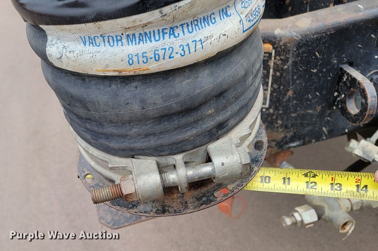 image for item LV9423 2008 Sterling LT9500  vacuum truck