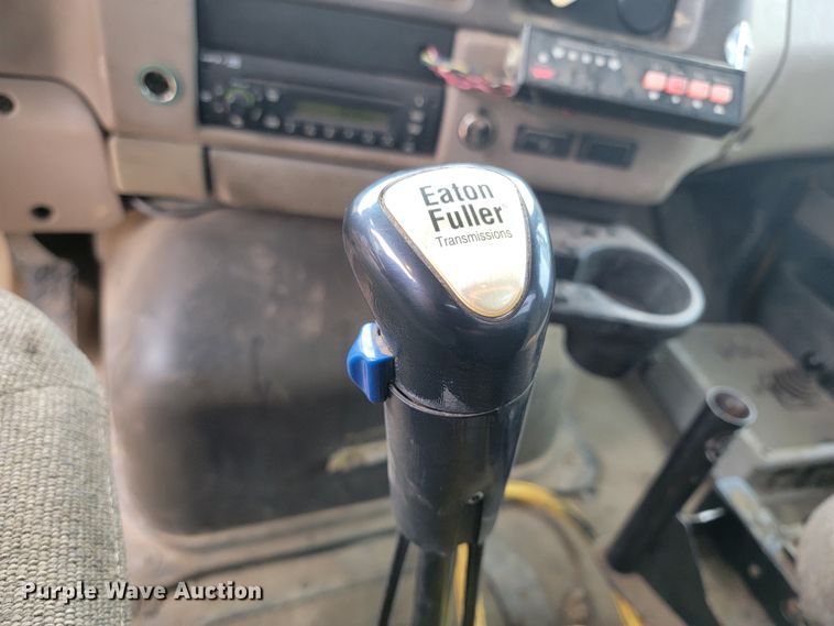 image for item LV9423 2008 Sterling LT9500  vacuum truck