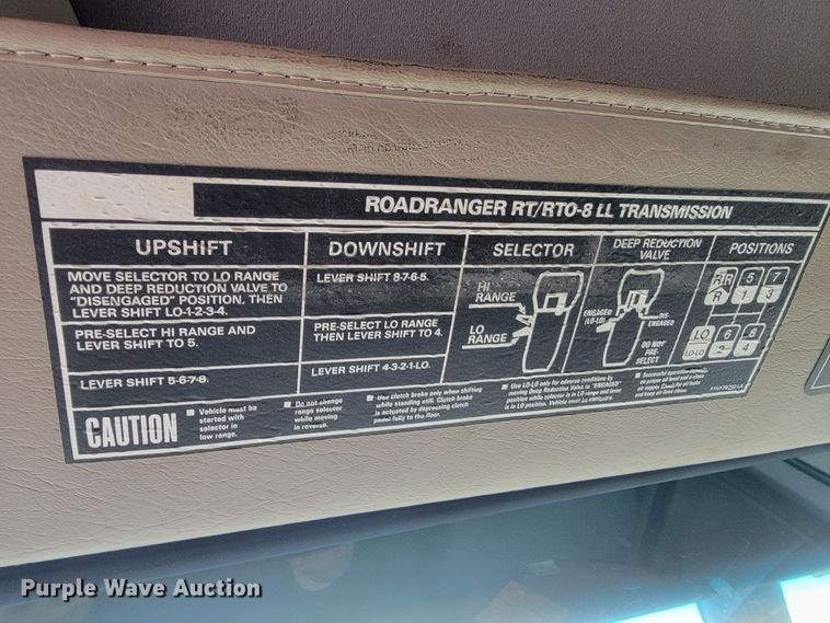 image for item LV9423 2008 Sterling LT9500  vacuum truck