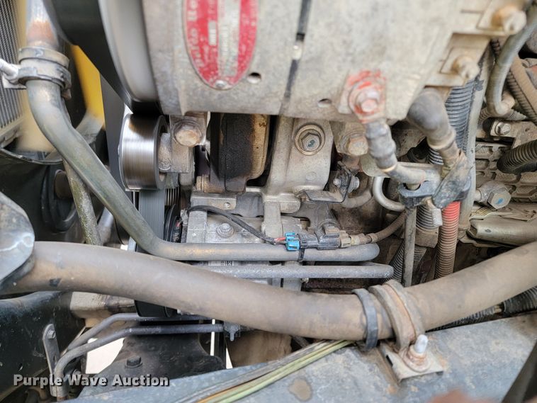 image for item LV9423 2008 Sterling LT9500  vacuum truck