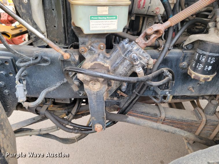 image for item LV9423 2008 Sterling LT9500  vacuum truck