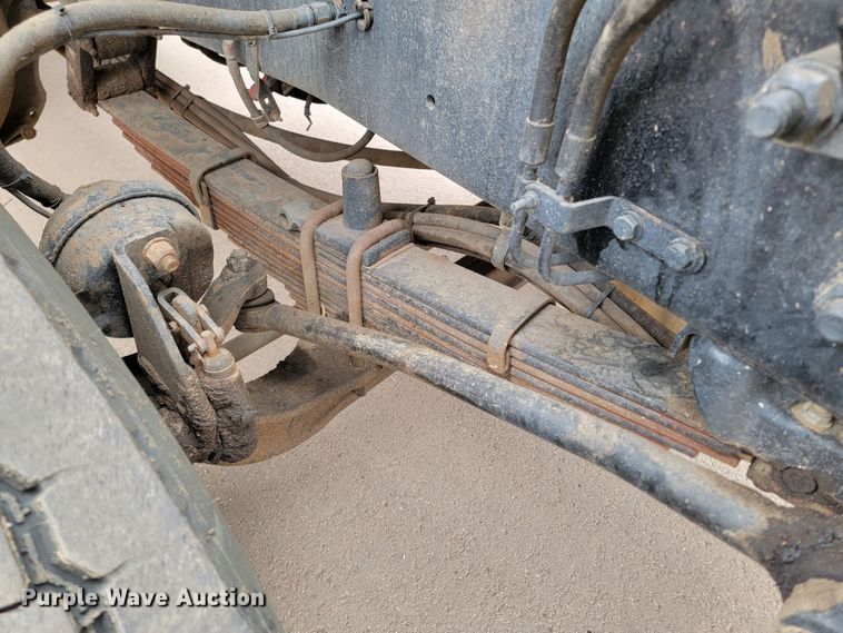 image for item LV9423 2008 Sterling LT9500  vacuum truck