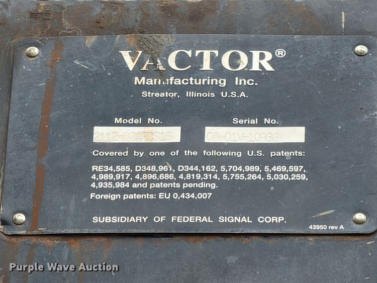 image for item LV9423 2008 Sterling LT9500  vacuum truck