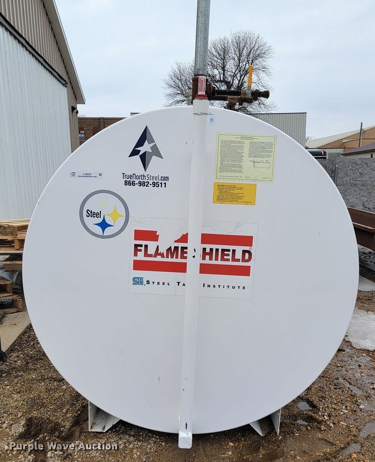 image for item LV9425 True North Steel  fuel tank