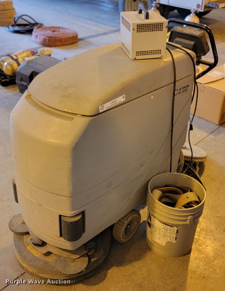 image for item LV9427 Advance BA 5321D  floor scrubber