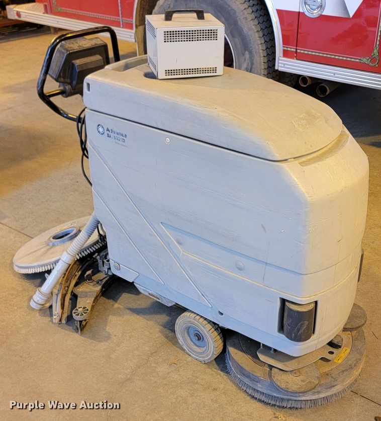 image for item LV9427 Advance BA 5321D  floor scrubber