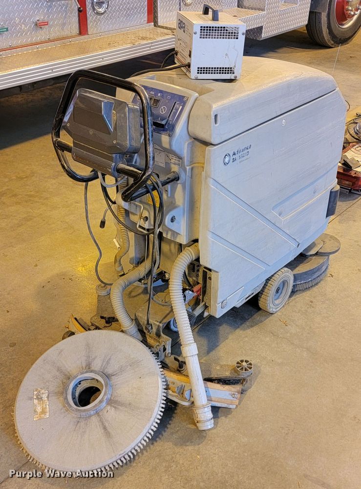 image for item LV9427 Advance BA 5321D  floor scrubber