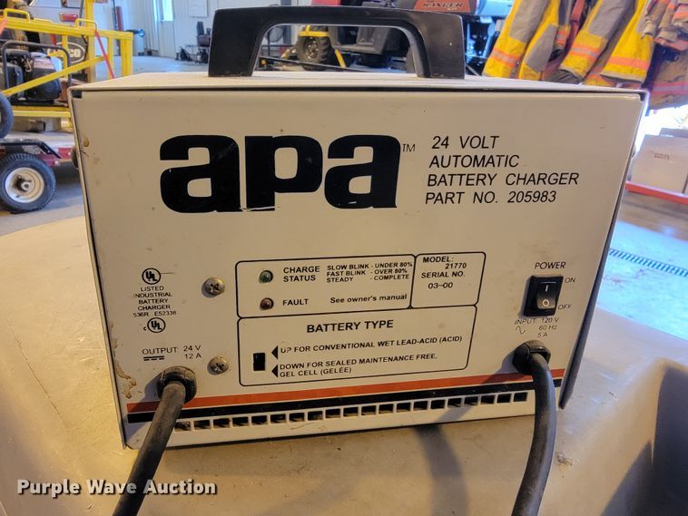 image for item LV9427 Advance BA 5321D  floor scrubber