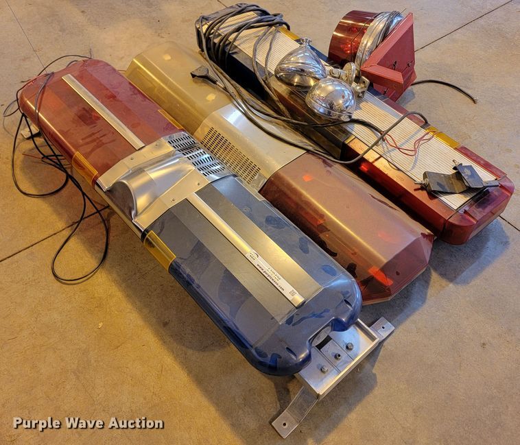 image for item LV9428 (3) lightbars