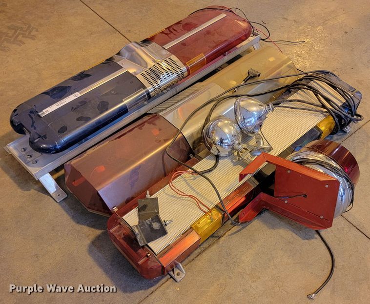 image for item LV9428 (3) lightbars