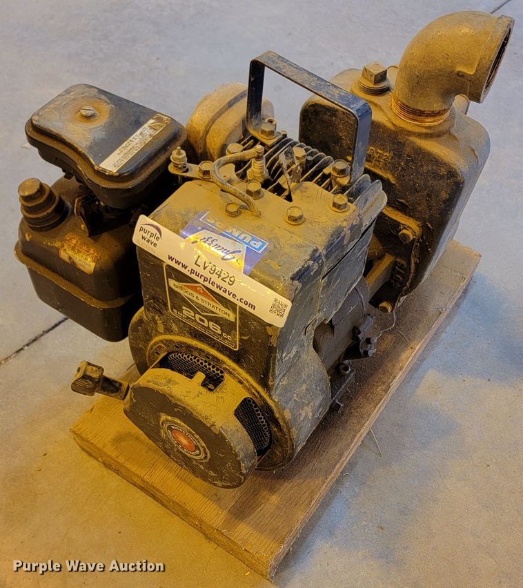 image for item LV9429 Briggs and Stratton  Pump