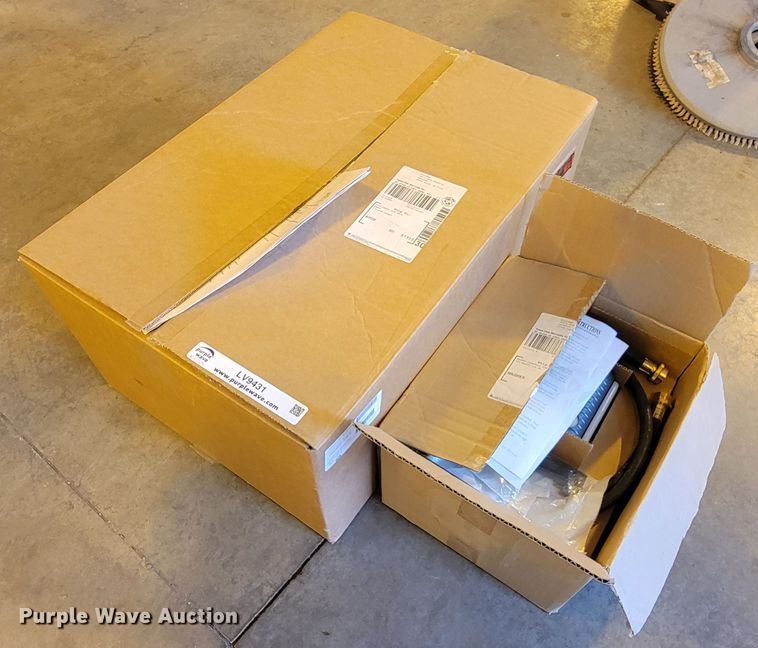 image for item LV9431 Hillyard Arsenal  dispenser