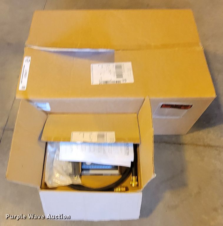 image for item LV9431 Hillyard Arsenal  dispenser