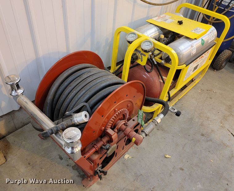 image for item LV9437 Tri-Max 30  compressed air foam system