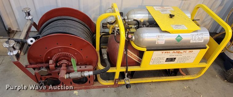 image for item LV9437 Tri-Max 30  compressed air foam system