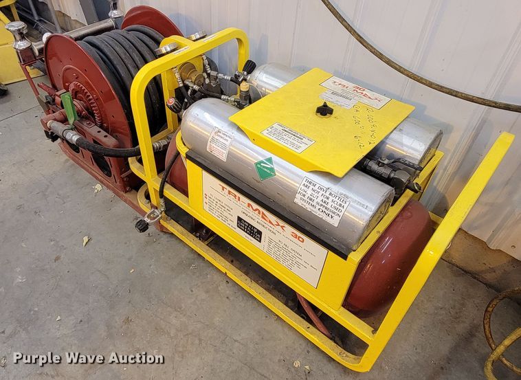 image for item LV9437 Tri-Max 30  compressed air foam system