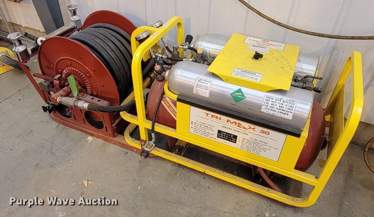 image for item LV9437 Tri-Max 30  compressed air foam system