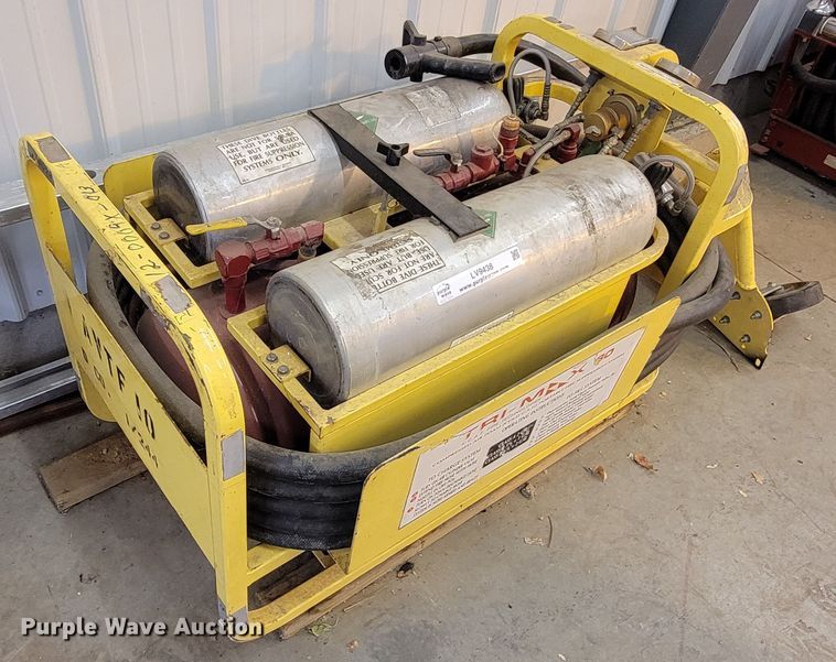 image for item LV9438 Tri-Max 30  compressed air foam system