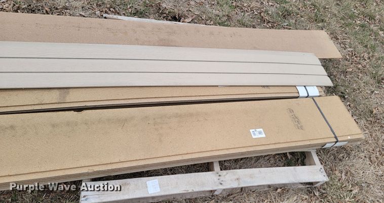 image for item LV9443 Approximately 18 120 Series Lap-T4 siding