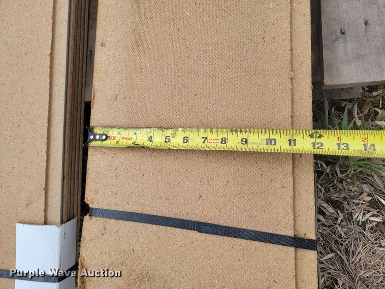 image for item LV9443 Approximately 18 120 Series Lap-T4 siding