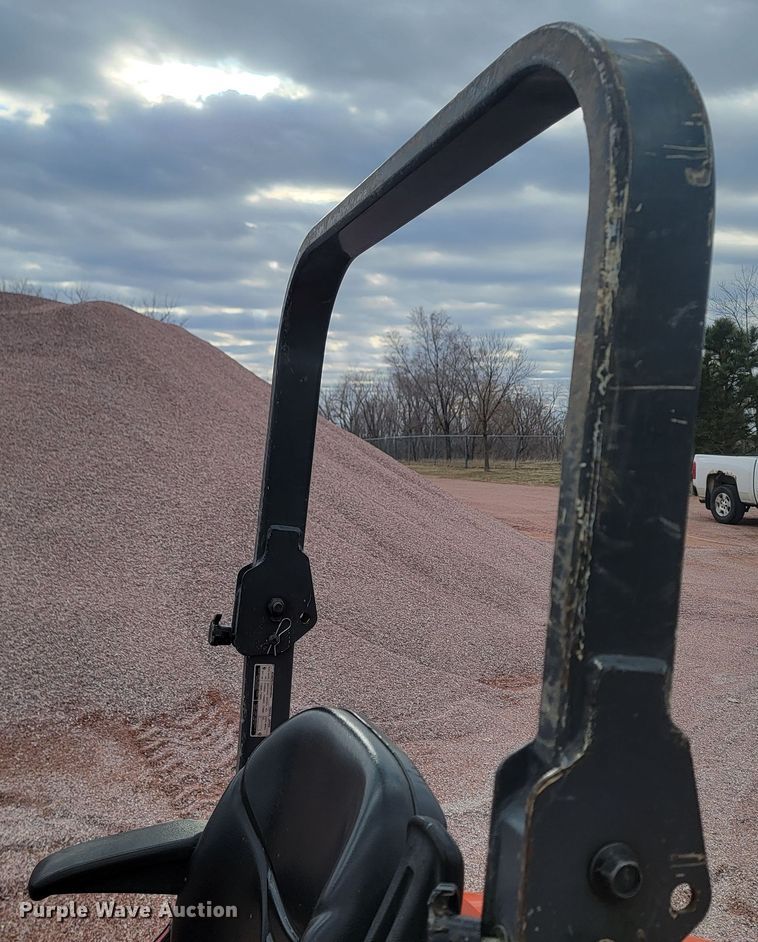 image for item LV9444 Kubota F2680  lawn mower