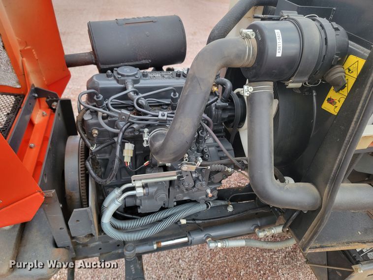 image for item LV9444 Kubota F2680  lawn mower
