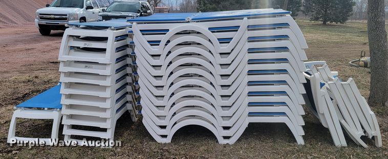 image for item LV9445 (30) pool lounge chairs