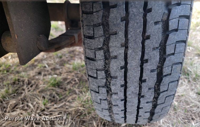 image for item LV9449 Sullair 185  air compressor