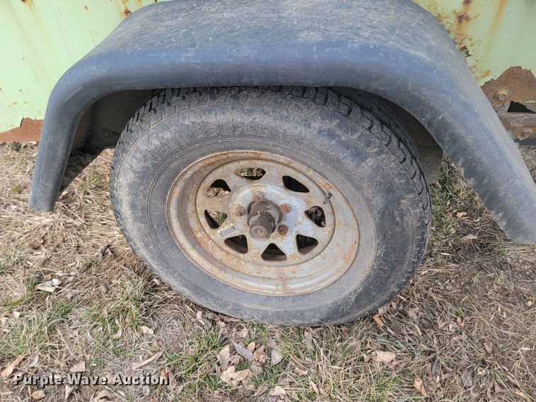 image for item LV9449 Sullair 185  air compressor