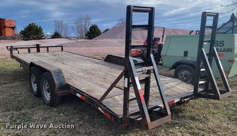 image for item LV9450 2008 Lamar  equipment trailer