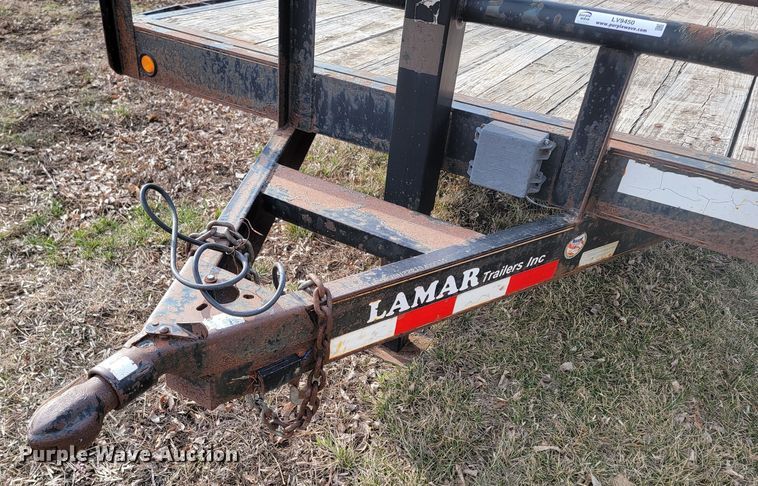 image for item LV9450 2008 Lamar  equipment trailer