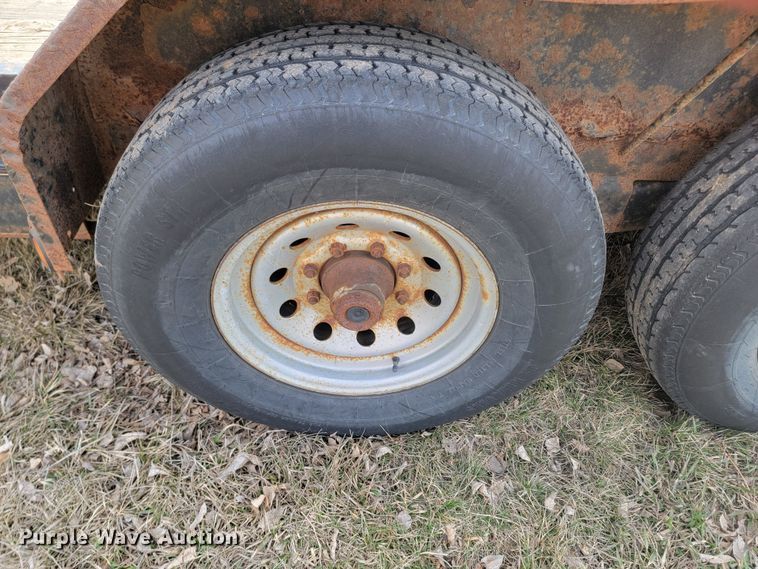 image for item LV9450 2008 Lamar  equipment trailer