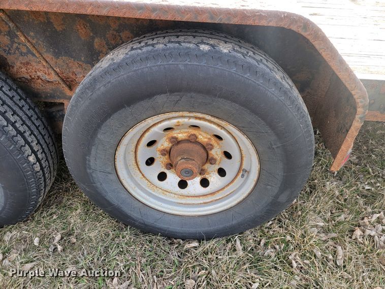 image for item LV9450 2008 Lamar  equipment trailer