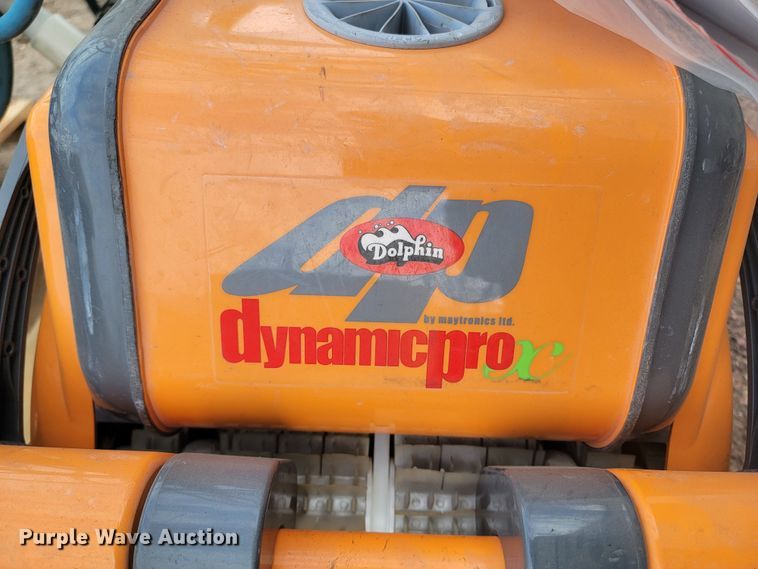 image for item LV9451 Dolphin DynamicPro X  pool vacuum