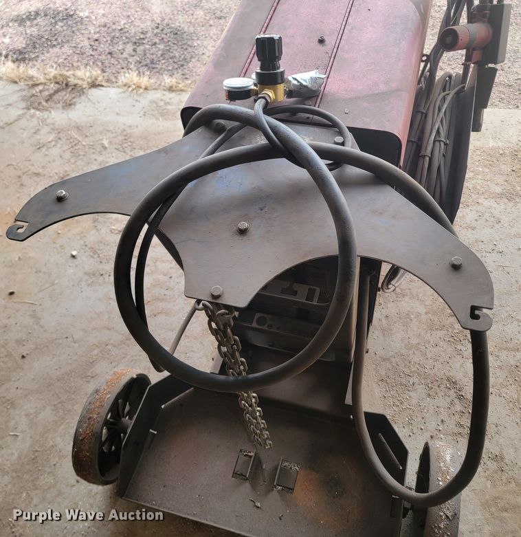 image for item LV9452 Lincoln Electric Power Mig 200  welder