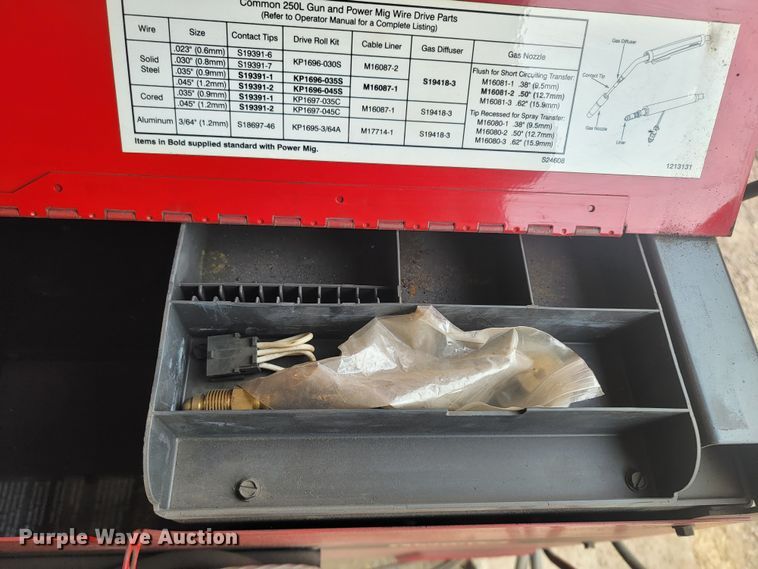 image for item LV9452 Lincoln Electric Power Mig 200  welder