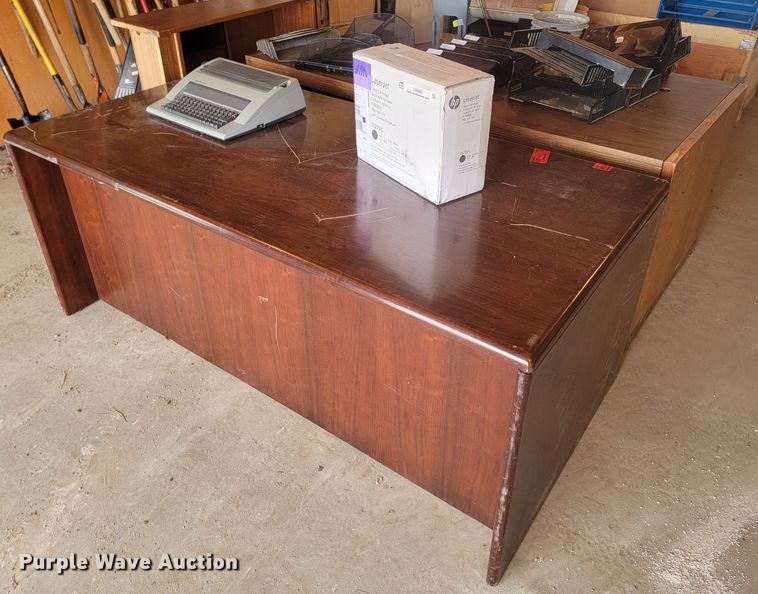 image for item LV9453 Office supplies