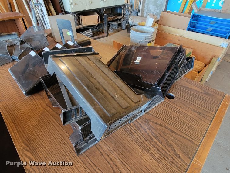 image for item LV9453 Office supplies