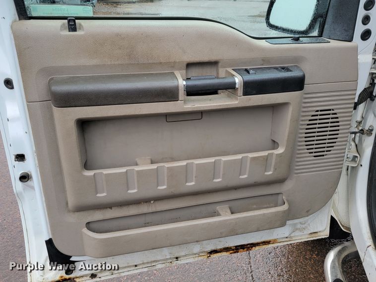 image for item LV9454 2008 Ford F250 Super Duty  SuperCab pickup truck