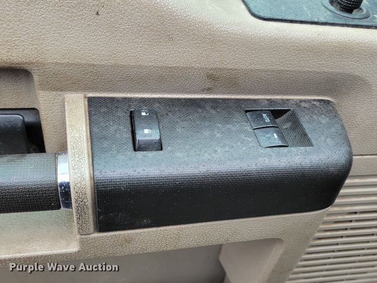 image for item LV9454 2008 Ford F250 Super Duty  SuperCab pickup truck