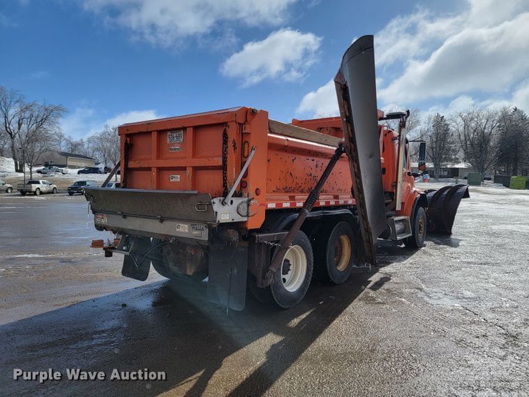 image for item LV9455 2010 Freightliner Business Class M2  dump truck