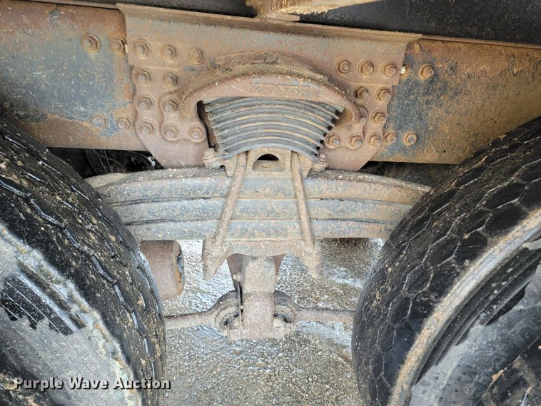 image for item LV9455 2010 Freightliner Business Class M2  dump truck