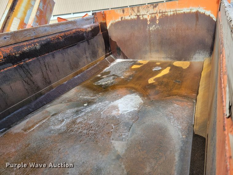 image for item LV9455 2010 Freightliner Business Class M2  dump truck