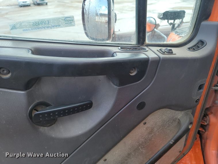 image for item LV9455 2010 Freightliner Business Class M2  dump truck