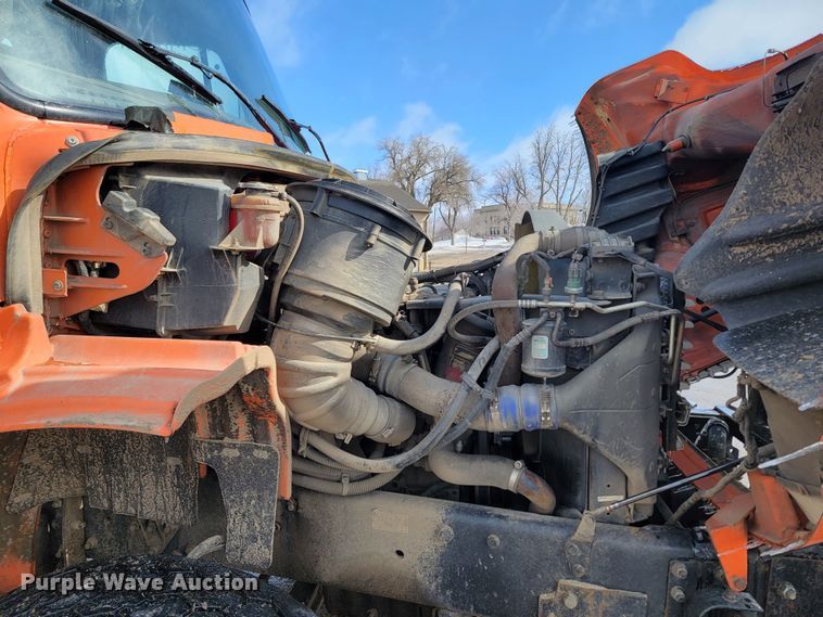 image for item LV9455 2010 Freightliner Business Class M2  dump truck