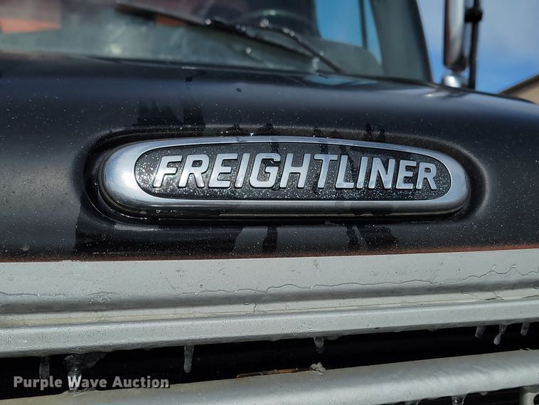 image for item LV9455 2010 Freightliner Business Class M2  dump truck