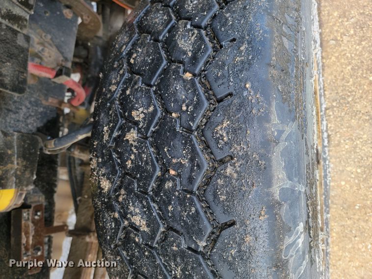 image for item LV9455 2010 Freightliner Business Class M2  dump truck